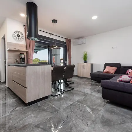 Blue Sky 2 Zadarvillas Вилла *