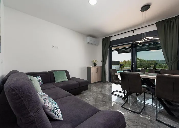 Blue Sky 2 Zadarvillas * Турань