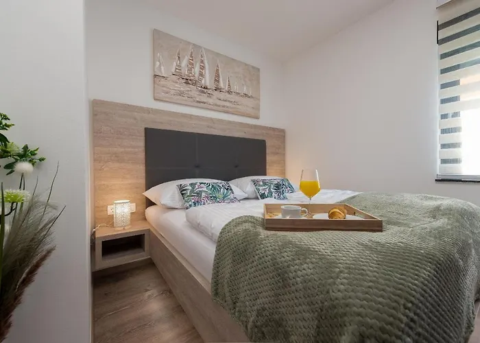 Blue Sky 2 Zadarvillas Турань