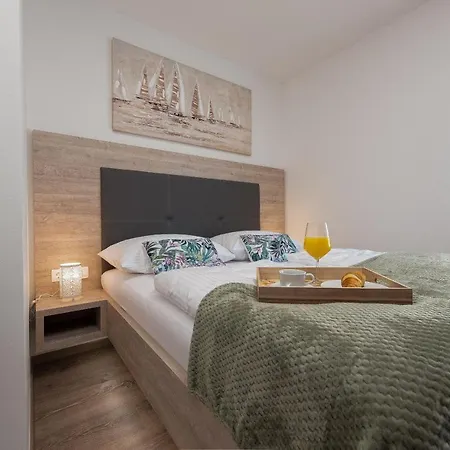 Blue Sky 2 Zadarvillas Turanj