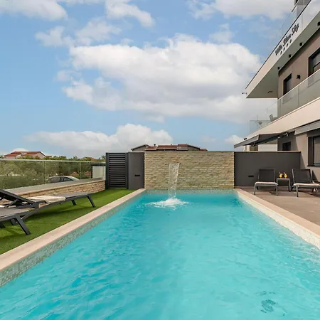 Blue Sky 2 Zadarvillas Villa Turanj